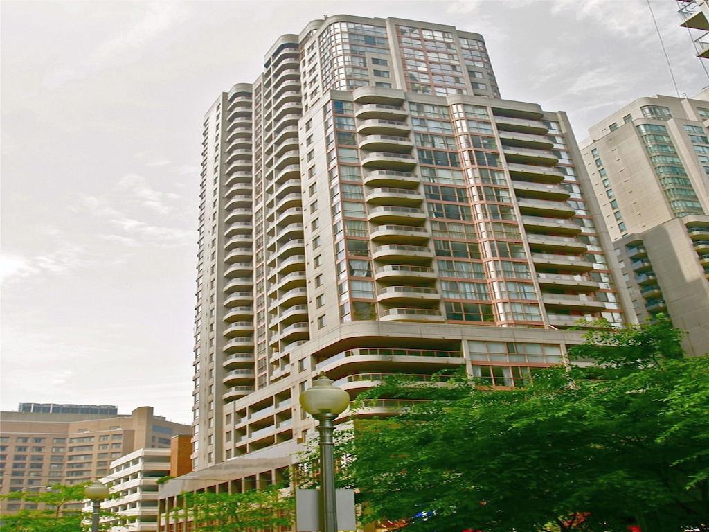 Canada Suites On Bay, Established 1998 Toronto Kültér fotó