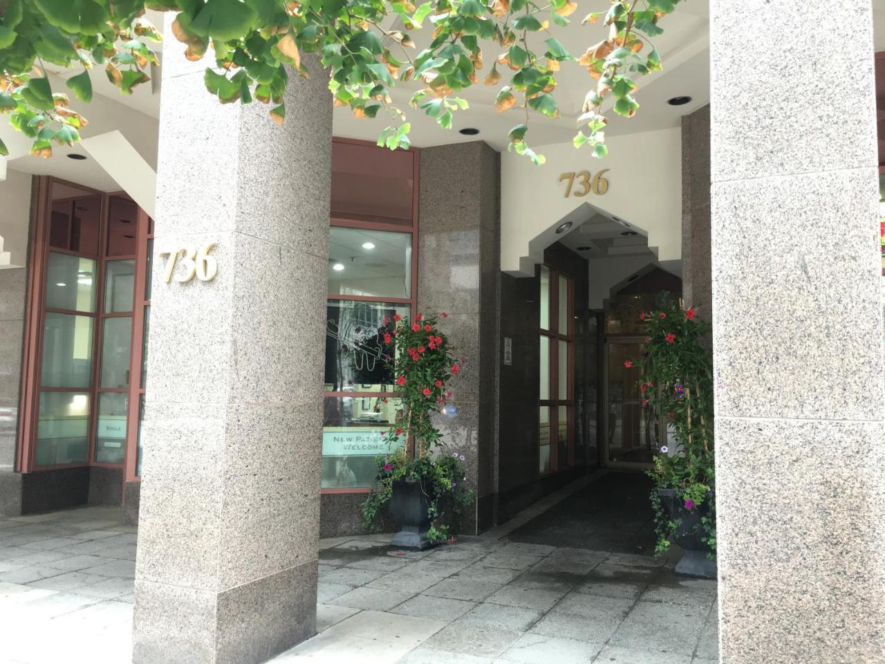 Canada Suites On Bay, Established 1998 Toronto Kültér fotó